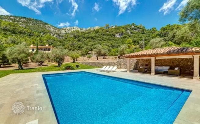 5-Bedroom Villa with Guest Houses and Private Pool in Bunol, Mallorca, photo 4