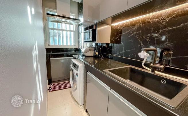 2-Bedroom Condo in Huai Khwang, Bangkok, photo 5