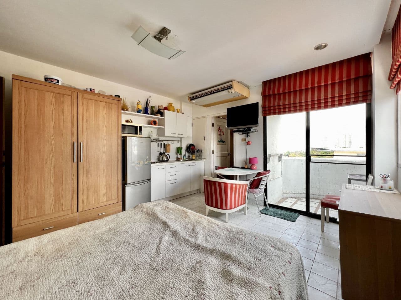 Studio Apartment in Pattaya, photo 3
