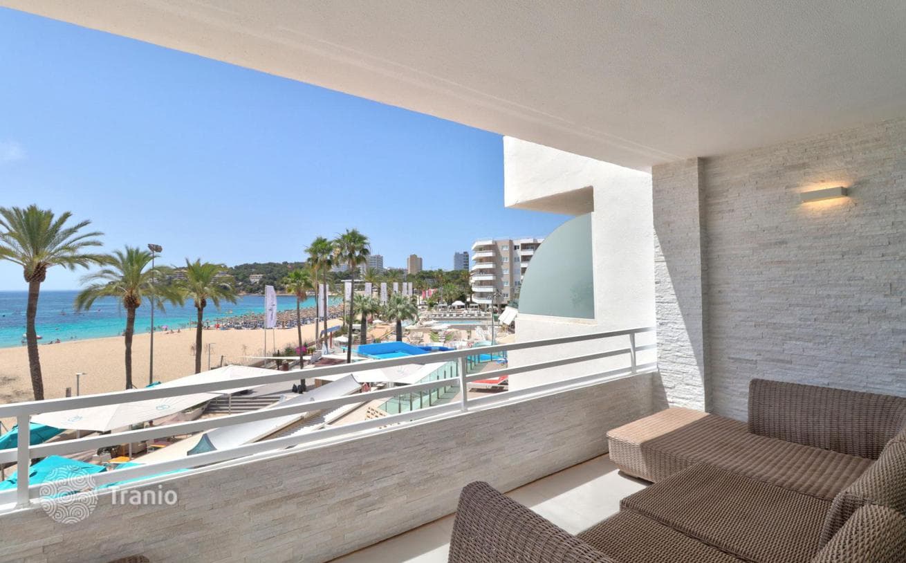 Beachfront 2-Bedroom Apartment with Studio in Magaluf, Mallorca, photo 4