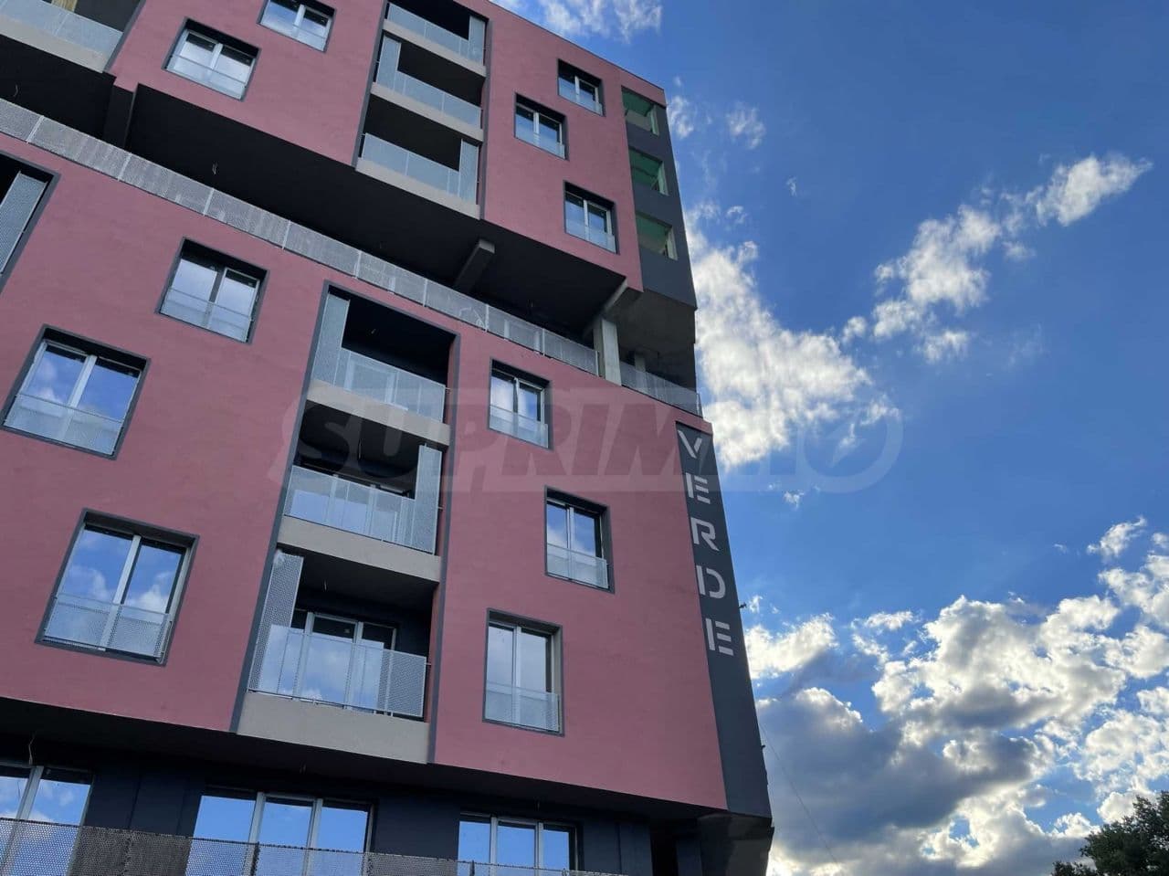 1-Bedroom Apartment in Sofia, photo 2