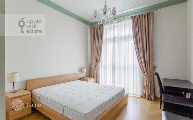 2-Bedroom Apartment in Khamovniki, Moscow, photo 2