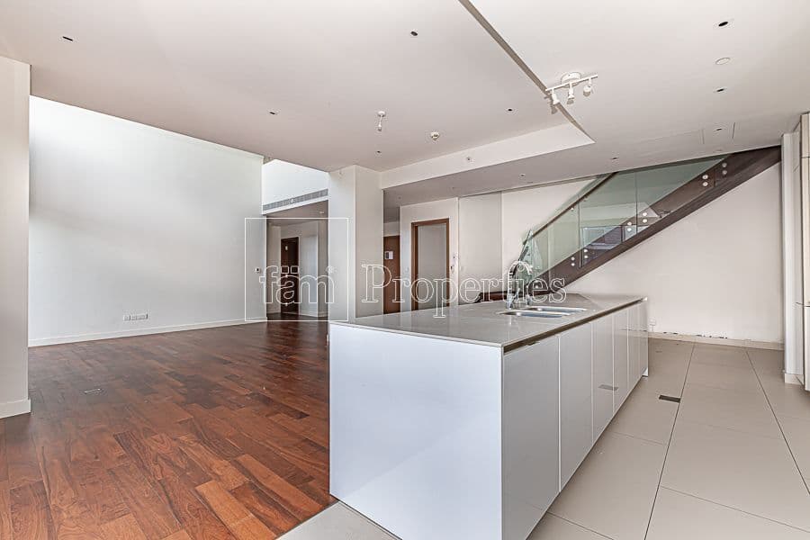 3-Bedroom Apartment in Jumeirah, Dubai, photo 4