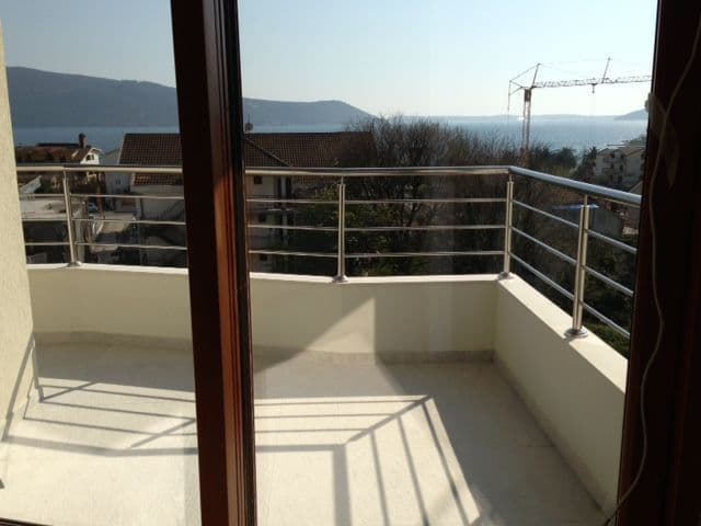 2-Bedroom Apartment in Meljine, Budva