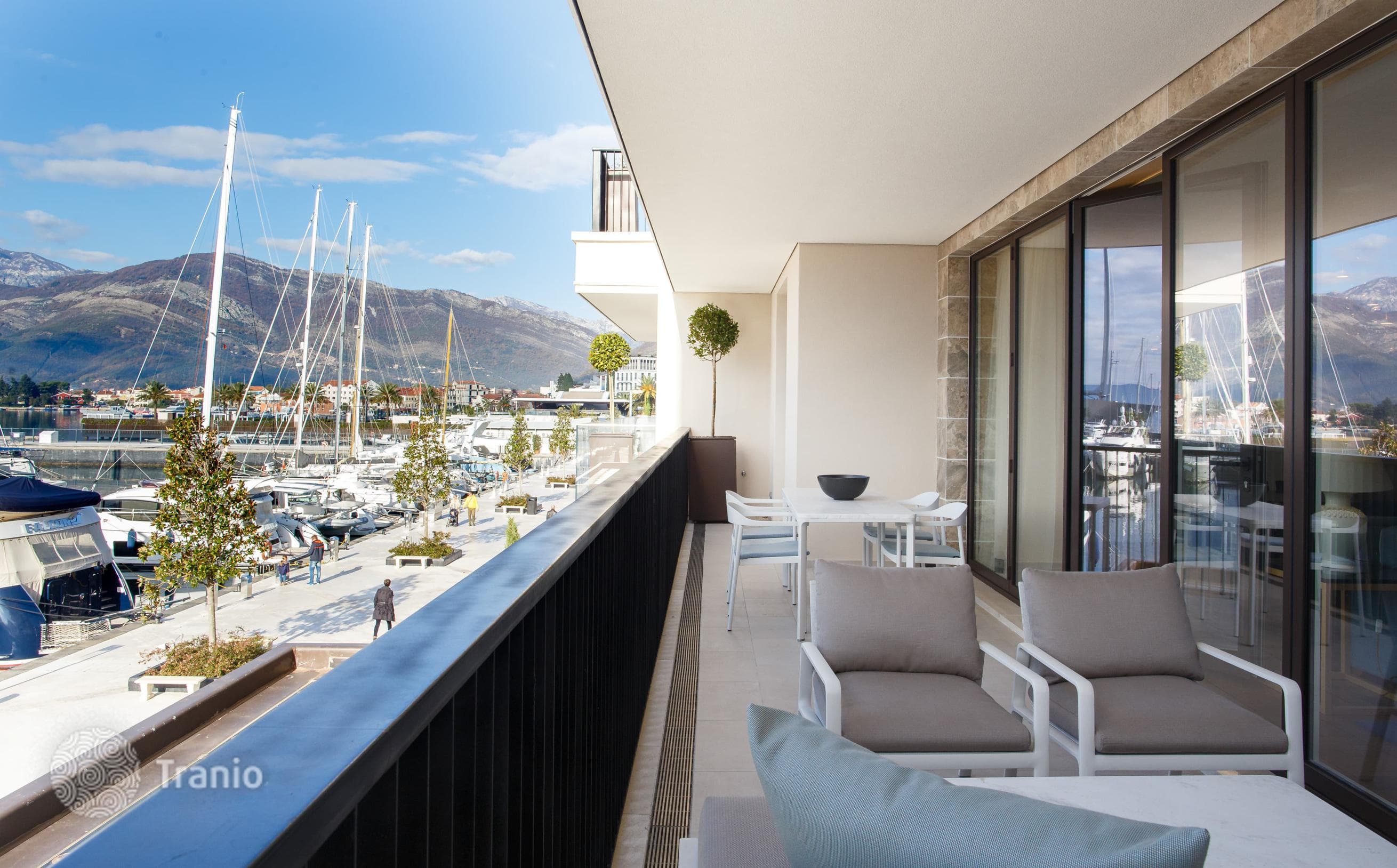 2-Bedroom Apartment with Panoramic Bay Views in Tivat, photo 5