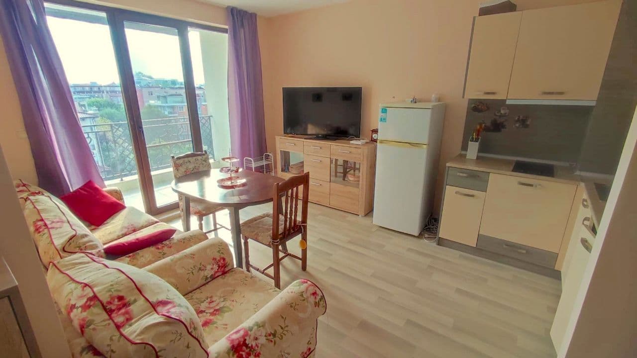 2-Bedroom Apartment in Nessebar, photo 2
