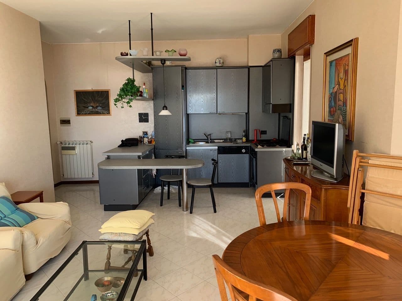 1-Bedroom Apartment in Ospedaletti, photo 4