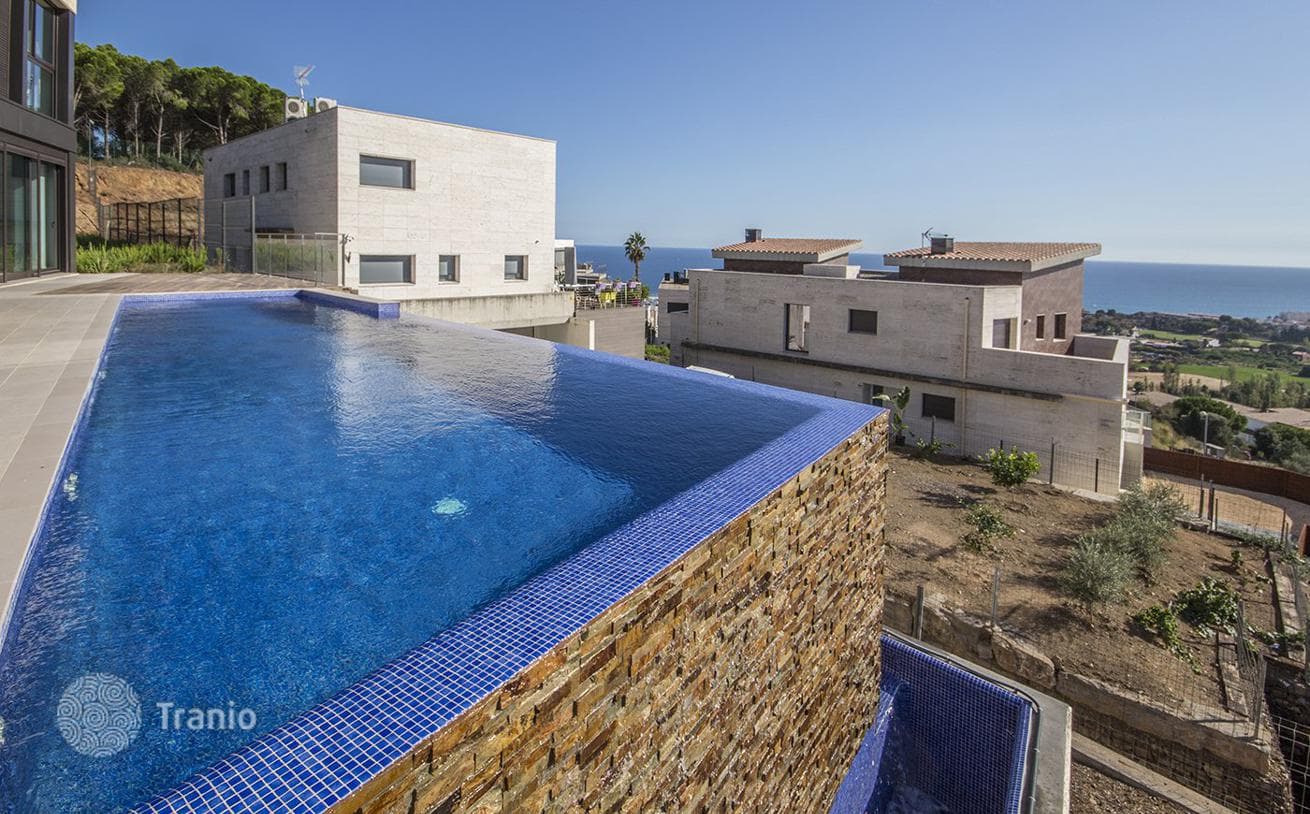 3-Bedroom New Build House with Panoramic Sea Views in Sant Vicenç de Montalt, photo 2