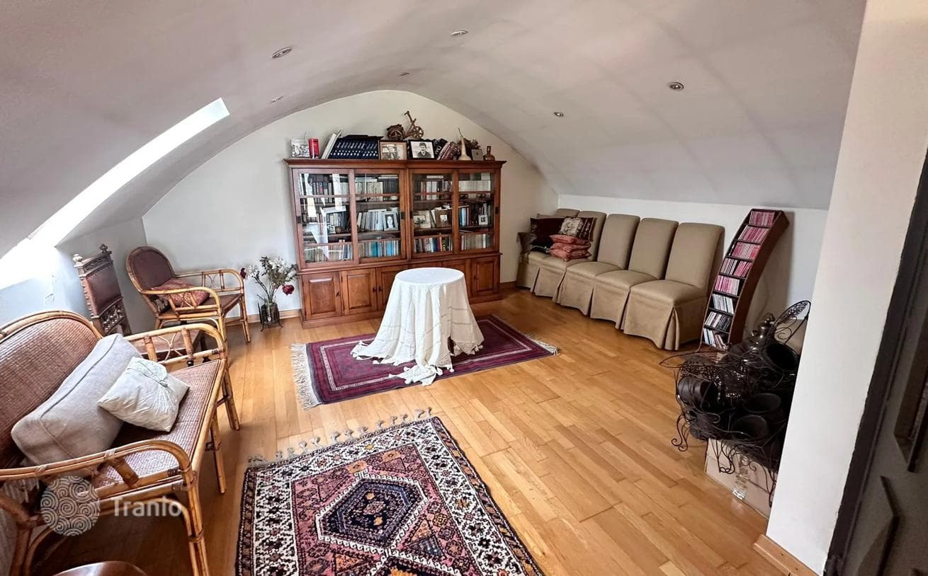 4-Bedroom Villa in Uskudar, Istanbul