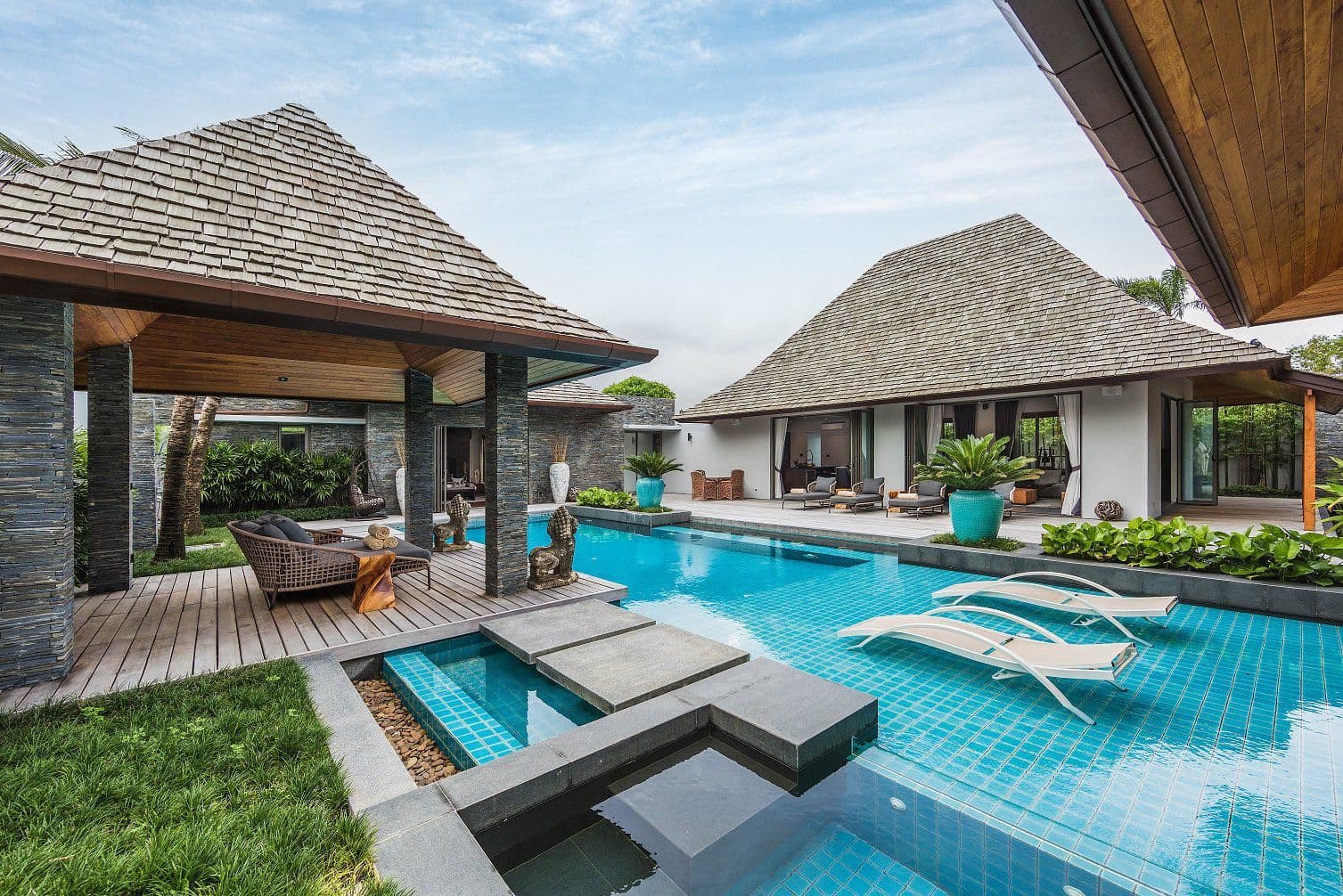 Residential Complex with Villas, Pools and Gardens in Phuket