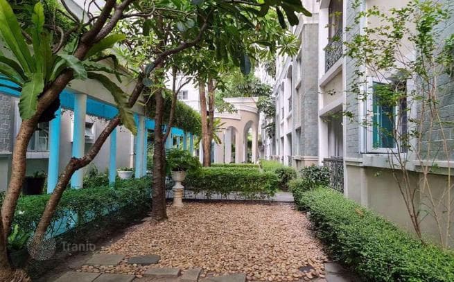 3-Bedroom Condo in Huai Khwang, Bangkok, photo 2