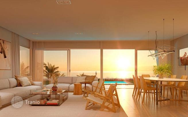 Townhouse with Garden and Sea View in Mijas