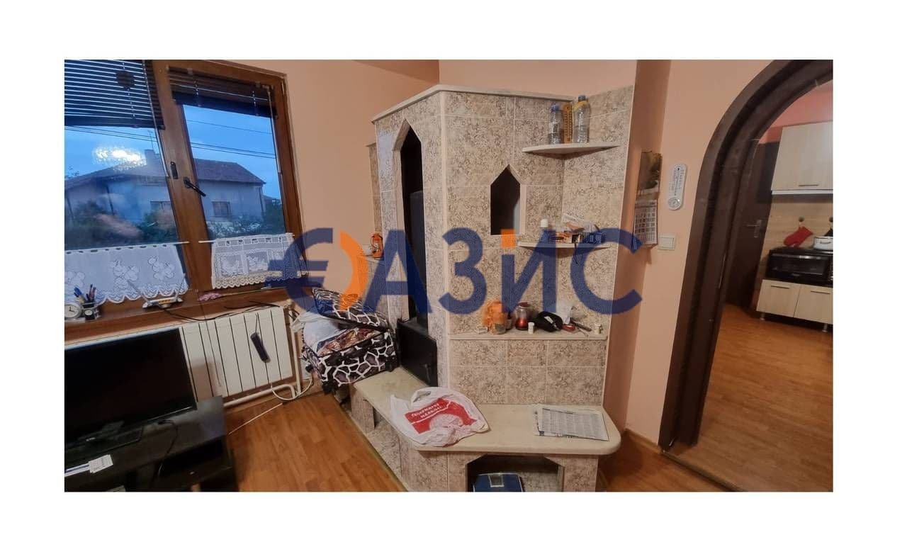 3-Bedroom Apartment in Kosharitsa, photo 4