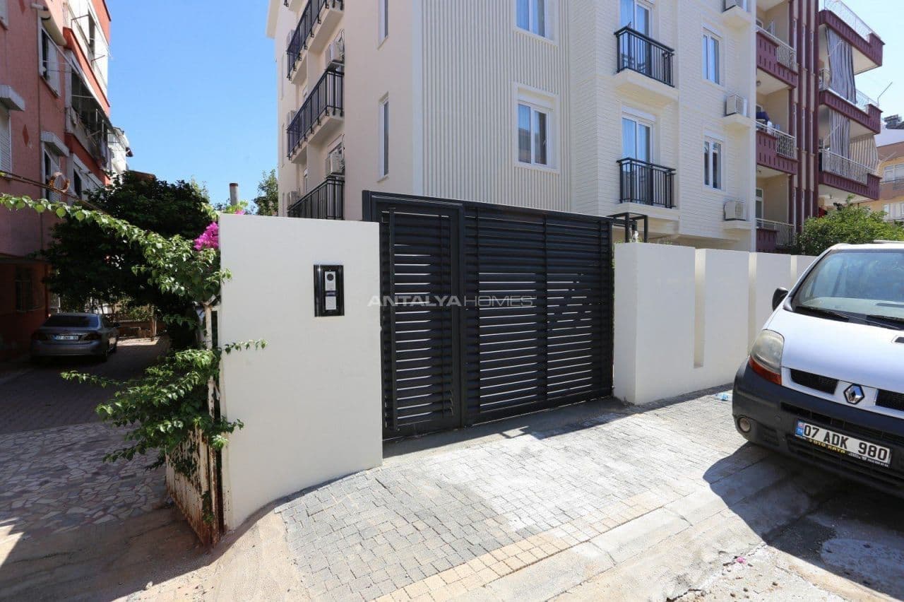2-Bedroom Penthouse in Kepez, Antalya, photo 3