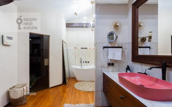 3-Bedroom Apartment with Designer Finishes in Tverskoy District, Moscow