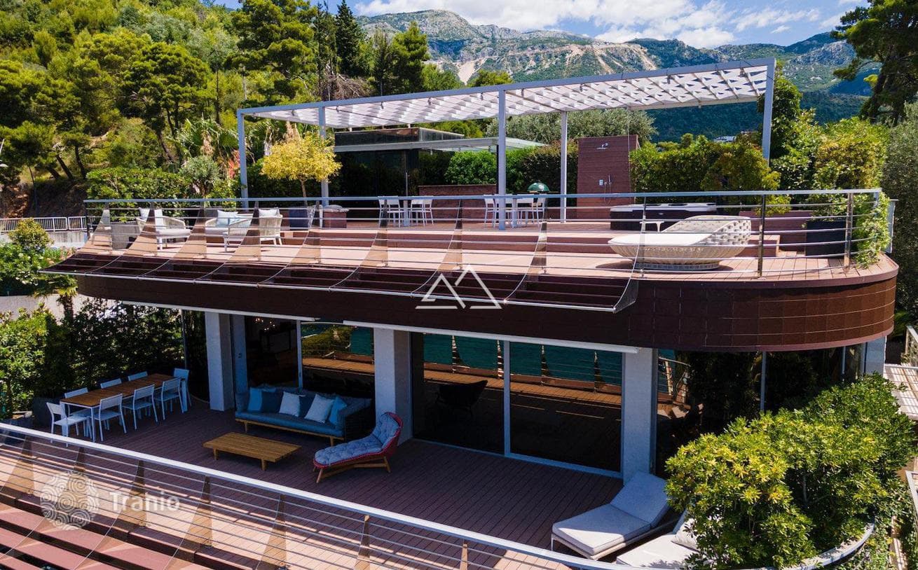 3-Bedroom Luxury Penthouse with Roof Terrace in Dukley Gardens, Budva, photo 2