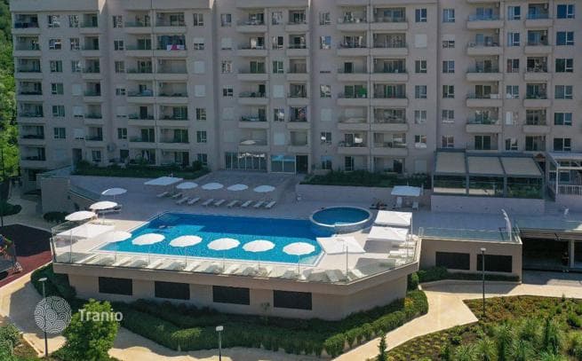 2-Bedroom Apartment with Mountain View in Becici, Budva, photo 5