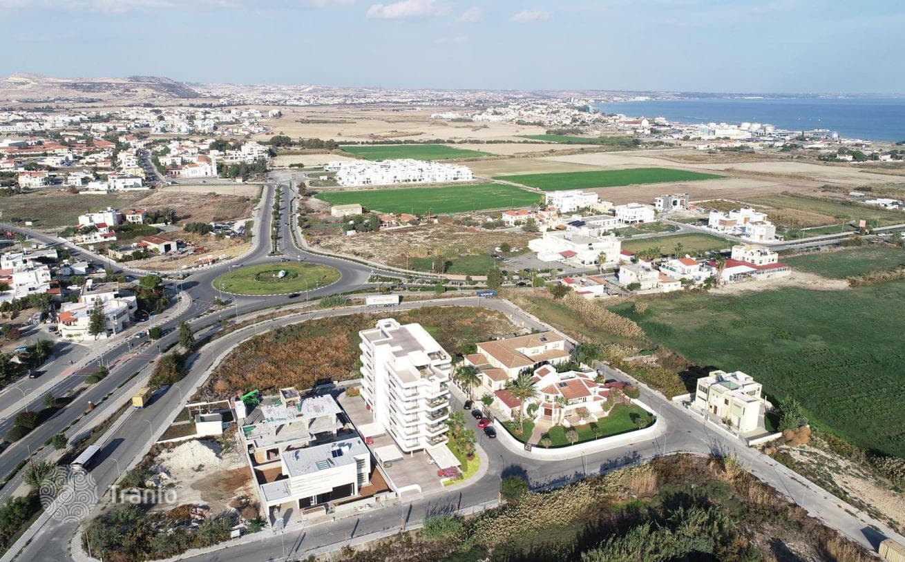 2-Bedroom Penthouse with Roof Terrace in Larnaca Marina Area, photo 5