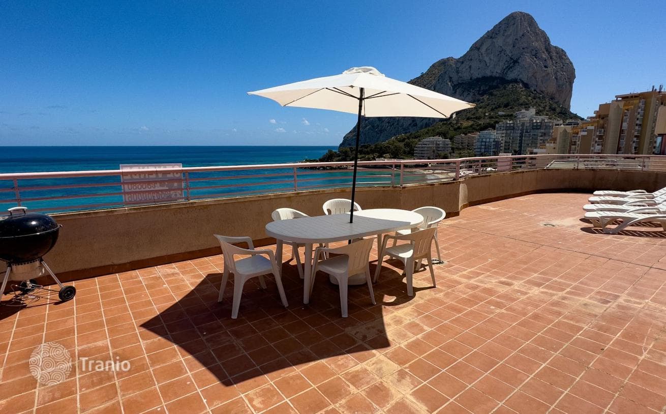 4-Bedroom Penthouse with Sea View and Peñón de Ifach View in Calpe