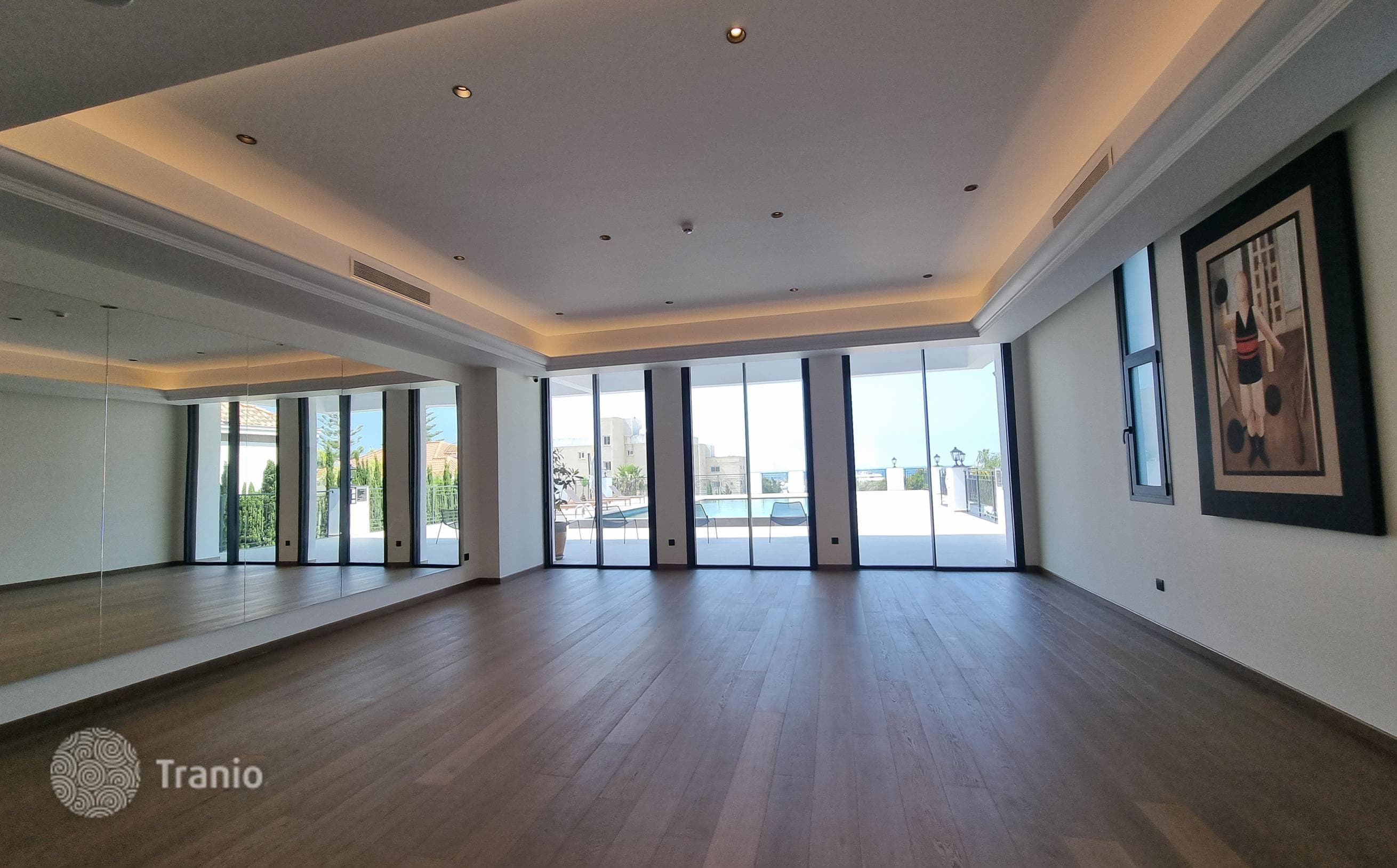 Beachfront Apartment with Shared Pool in Limassol, Cyprus, photo 2
