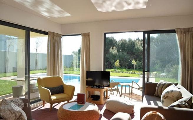 2-Bedroom Villa in Vila do Bispo, Portugal, photo 5