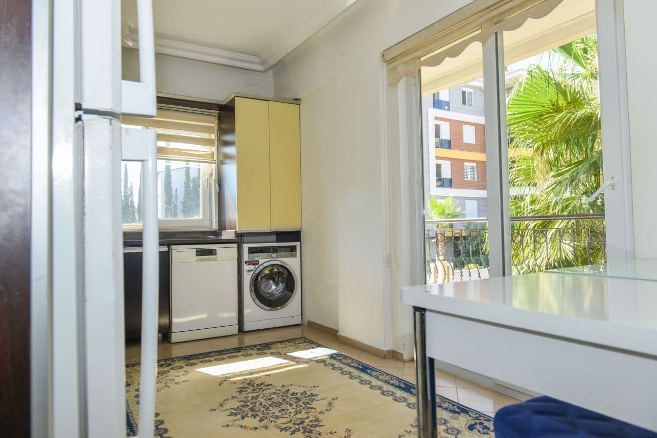 3-Bedroom Apartment in Muratpasa, Antalya, photo 2