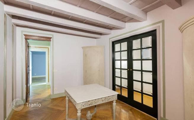 1-Bedroom Apartment in Florence, Italy
