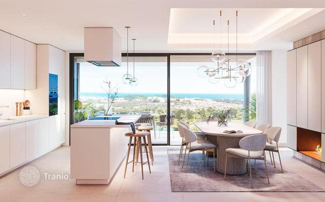 4-Bedroom Luxury Villa with Sea View and Pool in Mijas Costa, photo 3