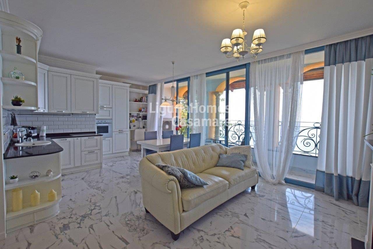2-Bedroom Apartment in Ospedaletti, photo 4