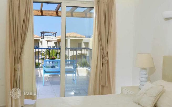 Beachfront Residence with Gardens in Chania, Crete, photo 3