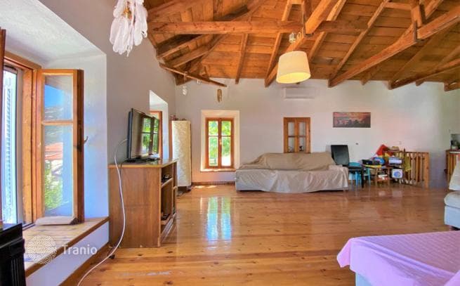 2-Bedroom Villa with Sea and Mountain Views in Tyros, Peloponnese, photo 2