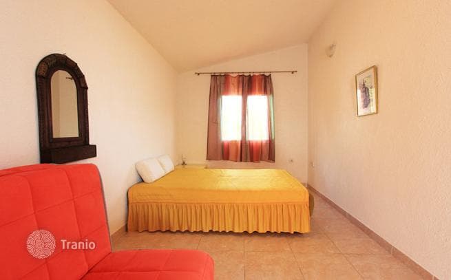 Furnished House with Sea View 230 m from the Beach in Utjeha, Bar, photo 3