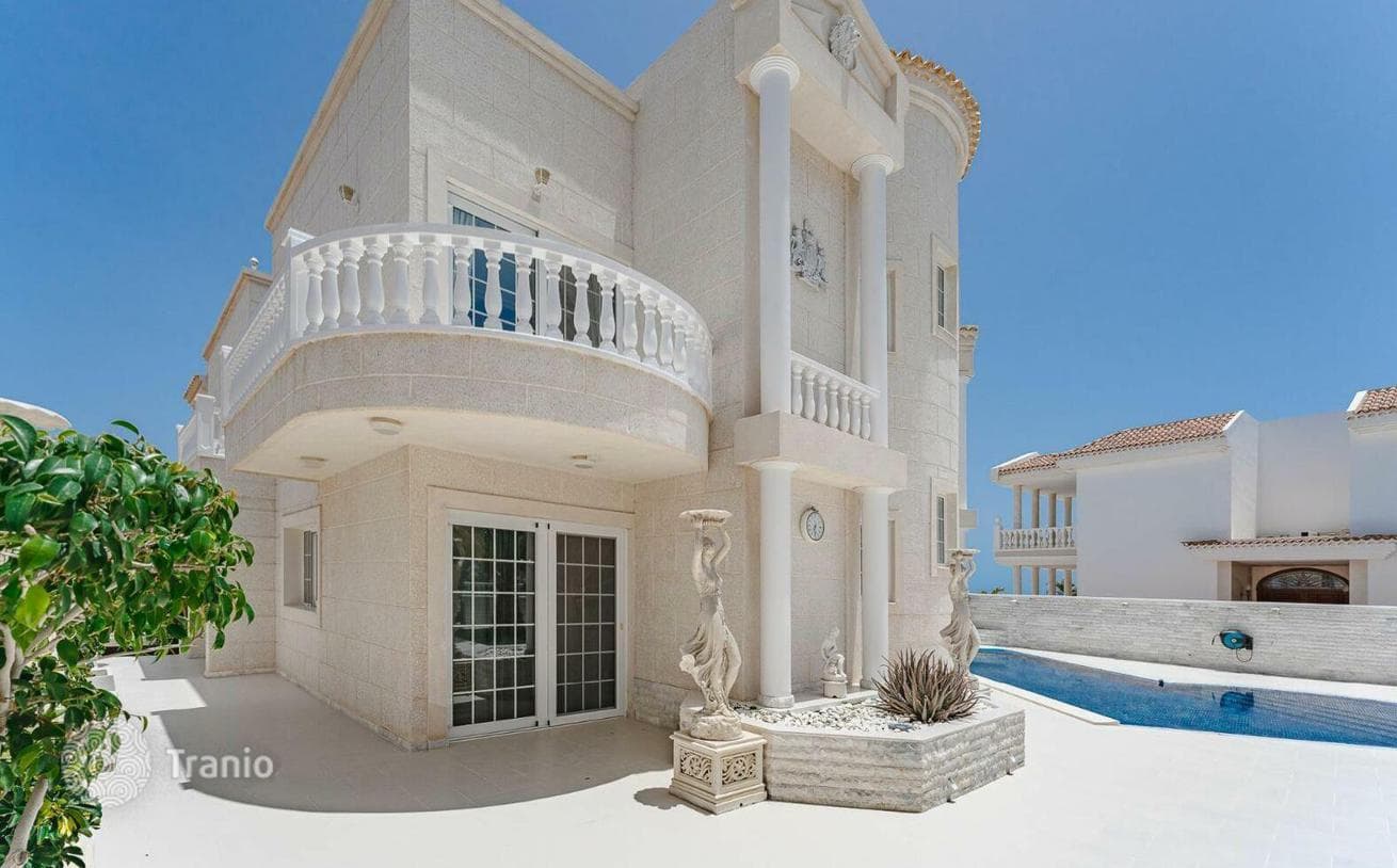 Luxury Villa with Private Pool and Garden in La Caleta, Tenerife, photo 4