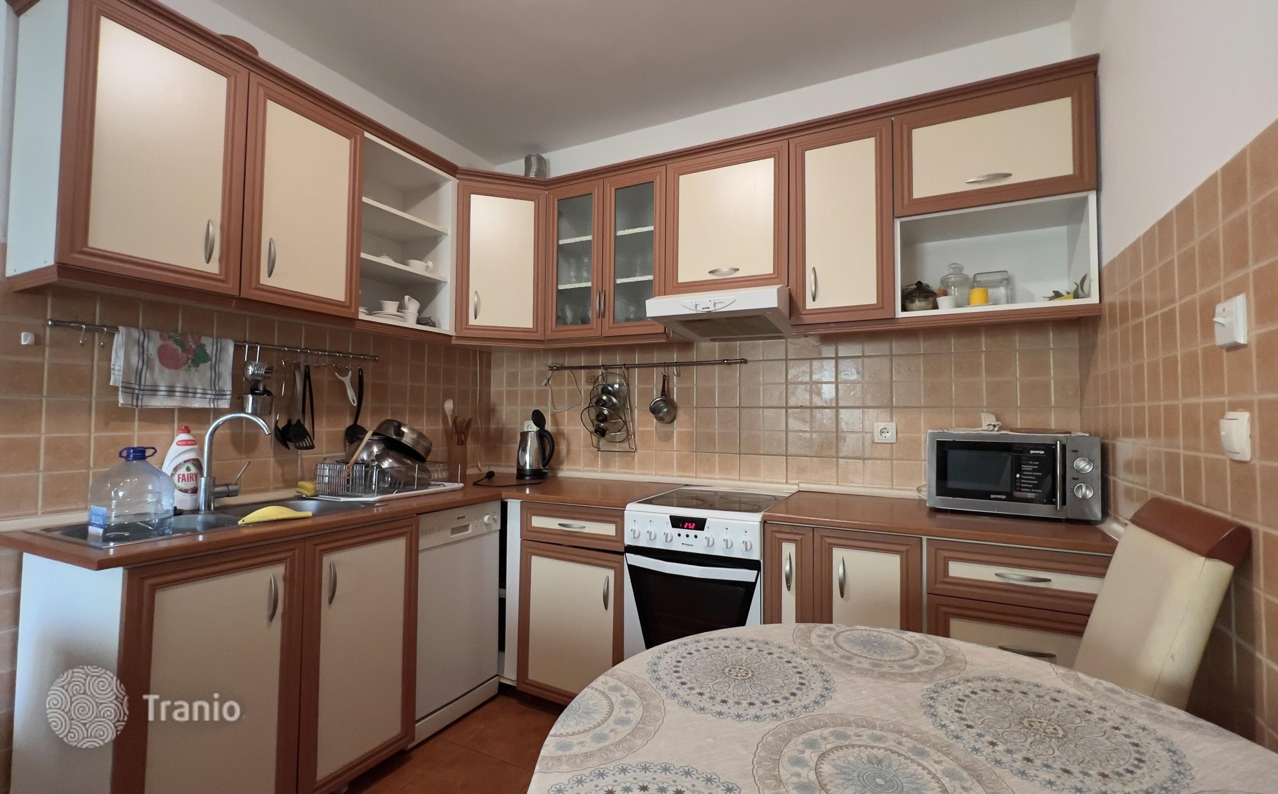 2-Bedroom Furnished Apartment with Terrace and Courtyard in Petrovac, Montenegro, photo 2