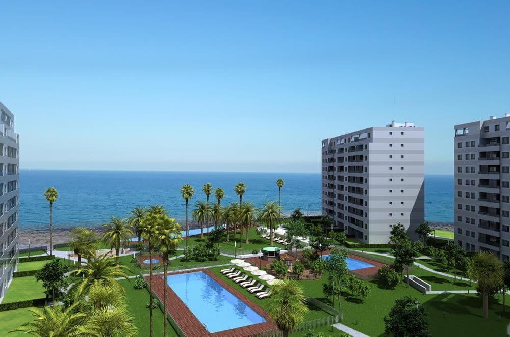 2-Bedroom Apartment in Punta Prima, photo 5