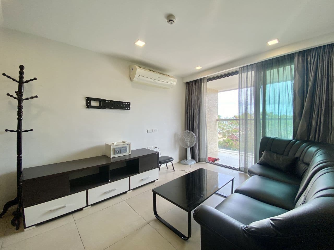 1-Bedroom Condo with Sea View in Pattaya
