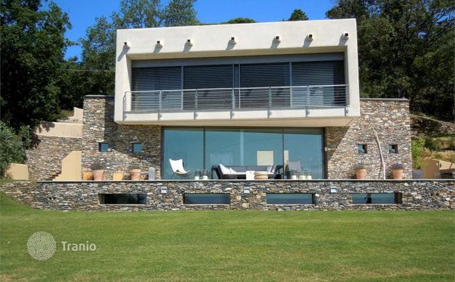 Modern Villa with Sea View and Private Pool in Alassio, Liguria