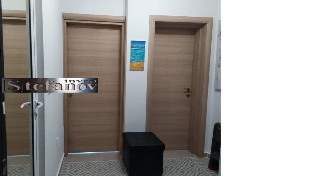 1-Bedroom Apartment in Vinitsa, photo 4