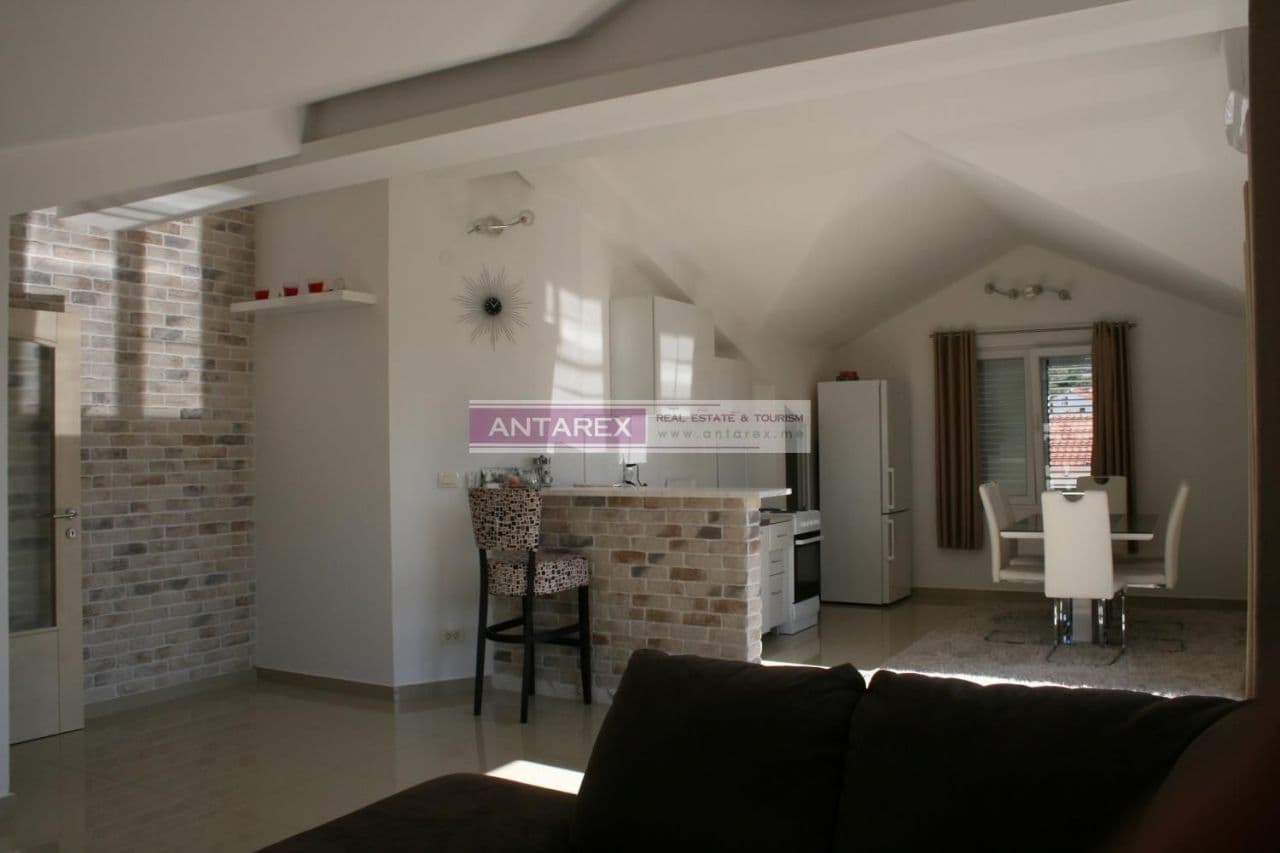 3-Room Apartment in Lastva, Montenegro, photo 3