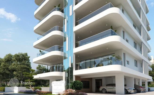 2-Bedroom Apartment with Sea View in Larnaca City Center, photo 4