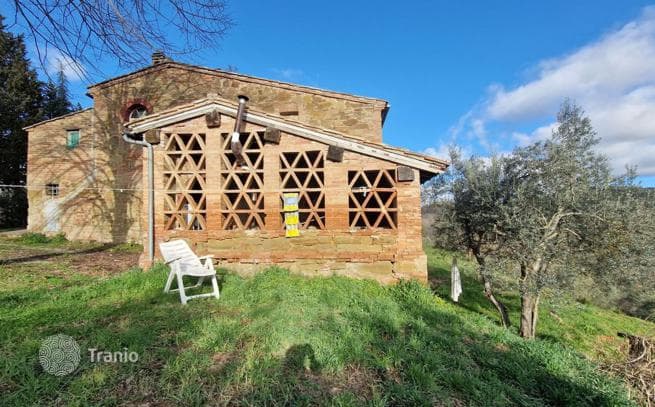5-Bedroom House in Camigliano, Italy, photo 3