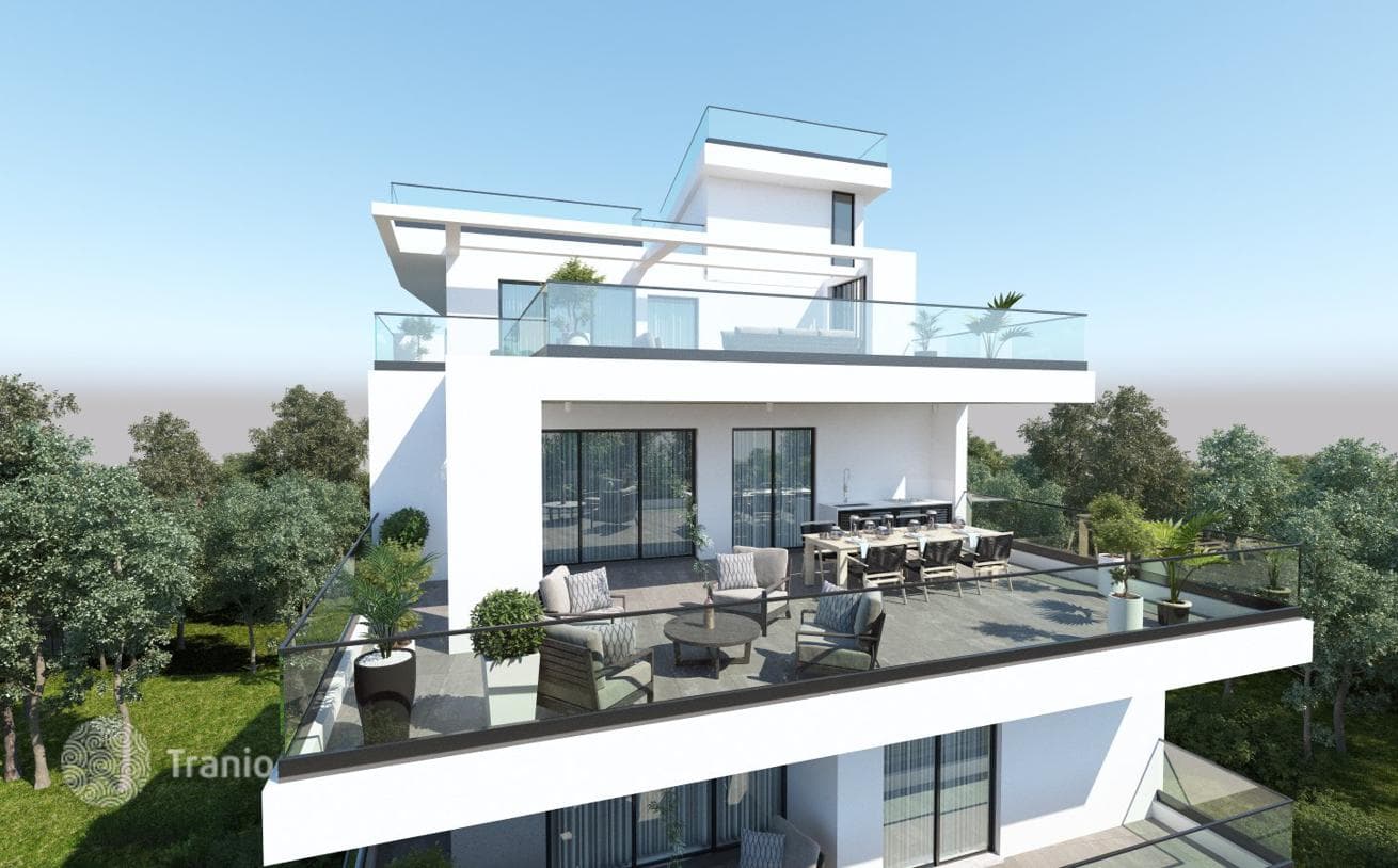 Luxury 2-Bedroom Apartment Near Mackenzie Beach in Larnaca, photo 4