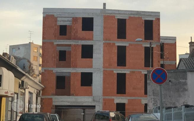 2-Bedroom Apartment in Pula, Siyana