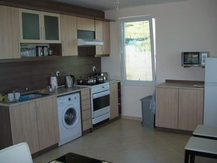 2-Bedroom Apartment in Byala, photo 5