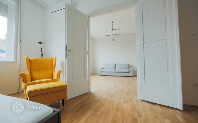 2-Bedroom Apartment in District VII, Budapest