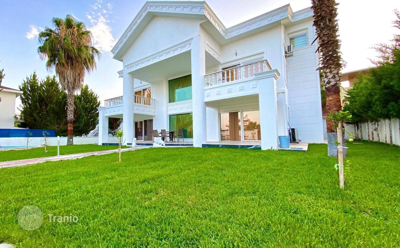 5-Bedroom (5+1) Luxury Villa Eligible for Turkish Citizenship in Belek