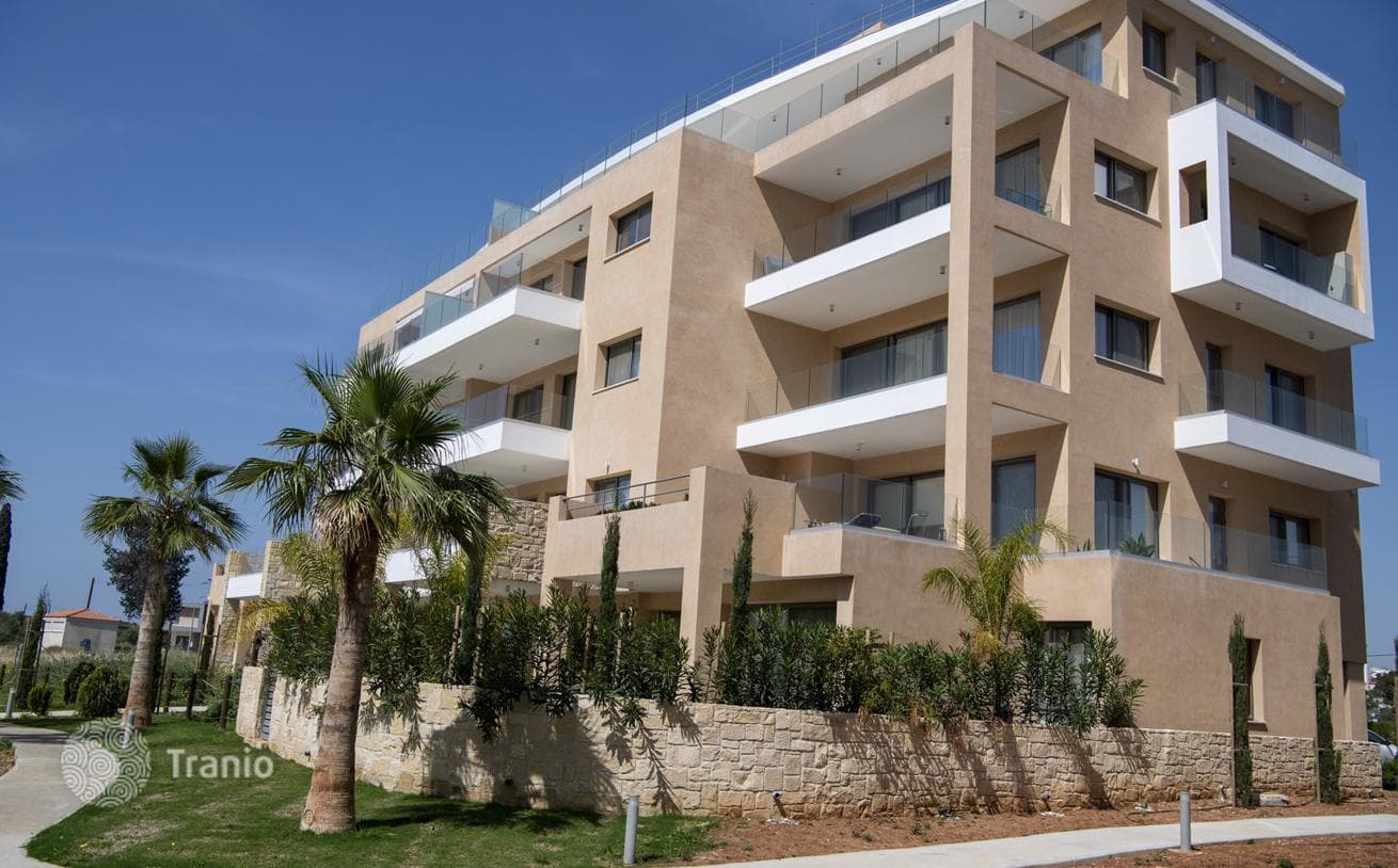 Gated Residential Development with Pools and Gardens near Limassol, photo 4