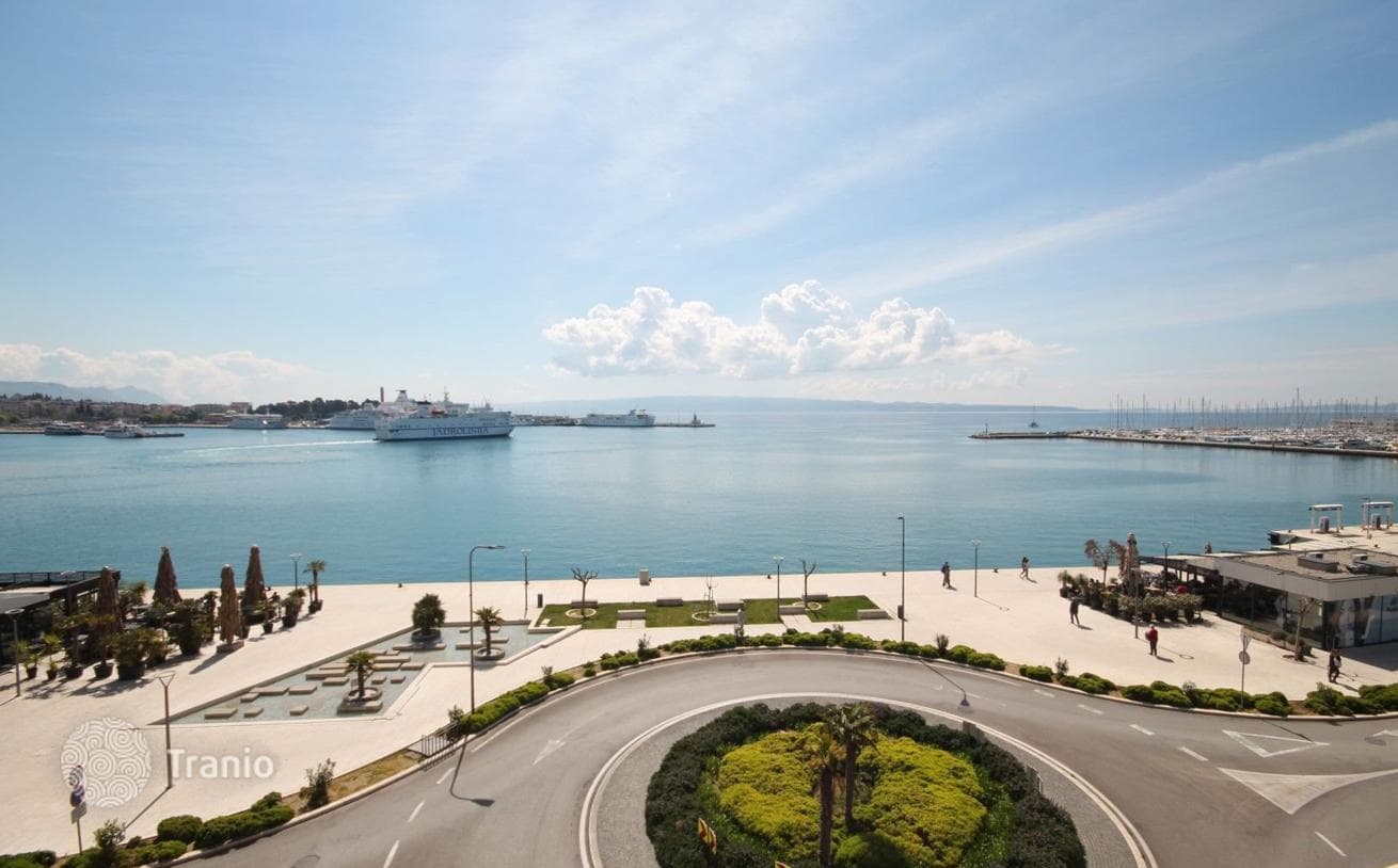 2-Bedroom Apartment in Split, Croatia, photo 3