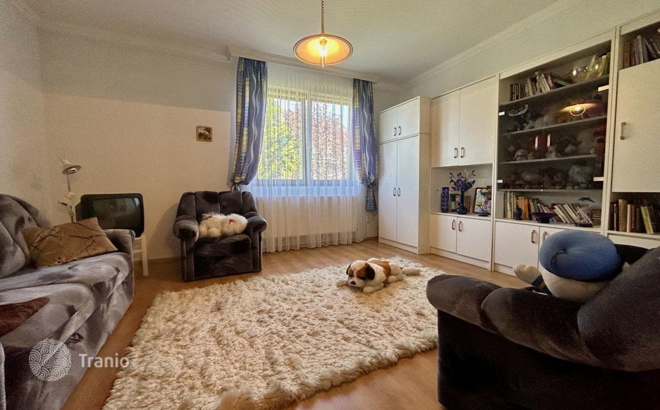 8-Bedroom House in Debrecen, Hungary, photo 5
