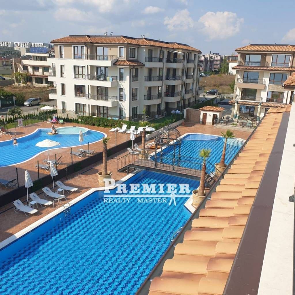 1-Bedroom Apartment in Burgas, photo 5